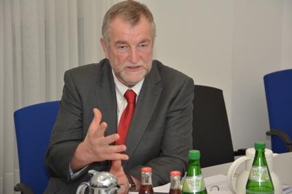 Peter Steinbach, geschäftsführendes Vorstandsmitglied, Verband Chemiehandel...