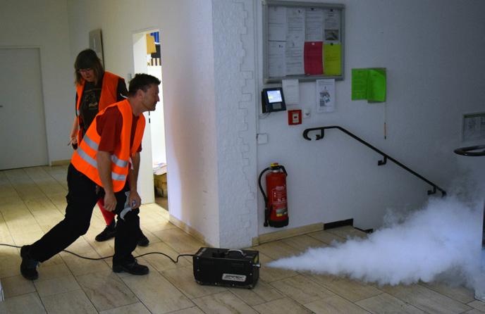 Brandschutzübung bei Firma Papier Rössler in Düren