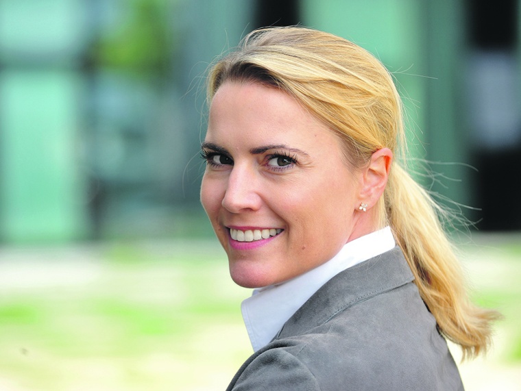 Christina Thurner, Loxxess / Loxxess Pharma