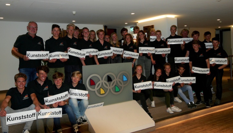 Die deutschen 420er-Segler werben künftig mit dem Team Kunststoff für mehr...