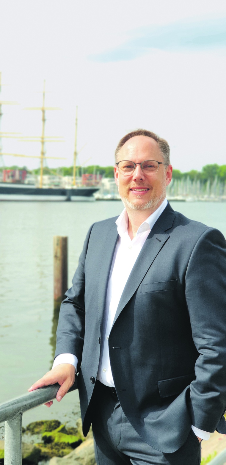 Oliver Benecke, Leiter des Life Sciences Bereichs bei Cosmo Consult in Berlin