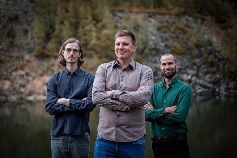 Im internationalen Team von PharmAI bringen Christoph Leberecht (Software...