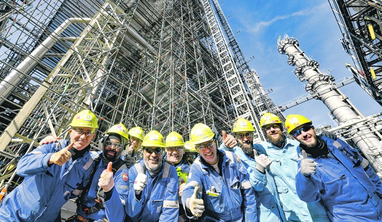 Bilfinger-Mitarbeiter in der Chemieanlage Shell Moerdijk © Bilfinger