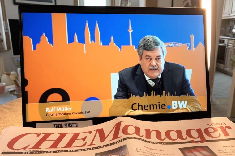 Ralf Müller, Geschäftsführer bei Chemie.BW, erläutert in der heutigen...