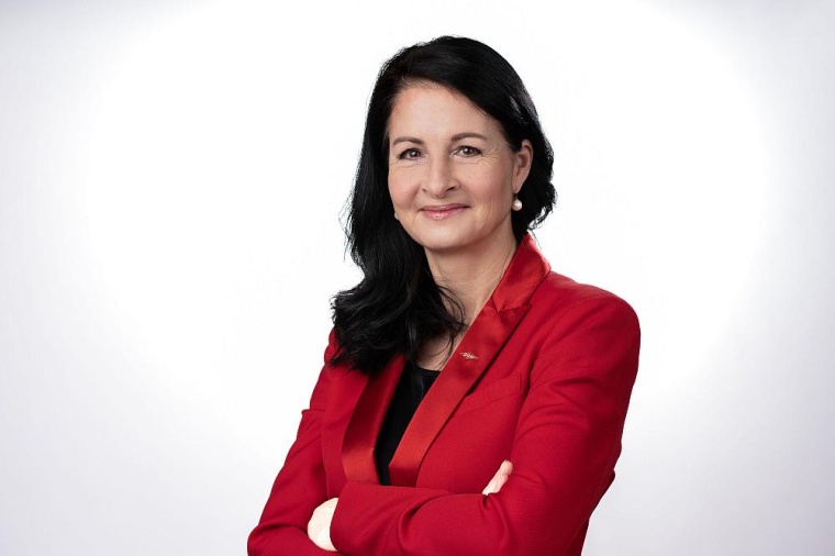 Julia S. Schlenz übernimmt ab 1. März die Position der Präsidentin von Dow...
