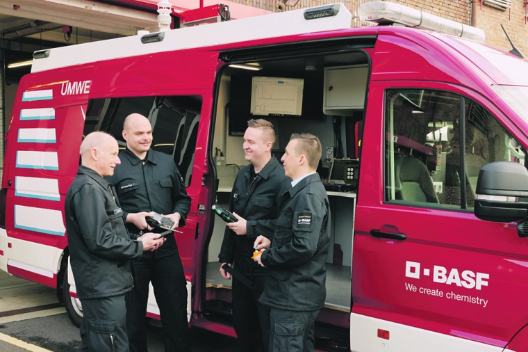 Sie leben für die Feuerwehr: Peter Lehfeld, Tom Schneider, Felix Walther und...
