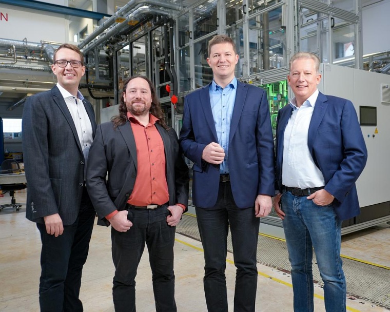 Das neue Management von Hydrogenious: (von links) Andreas Lehmann (Chief...