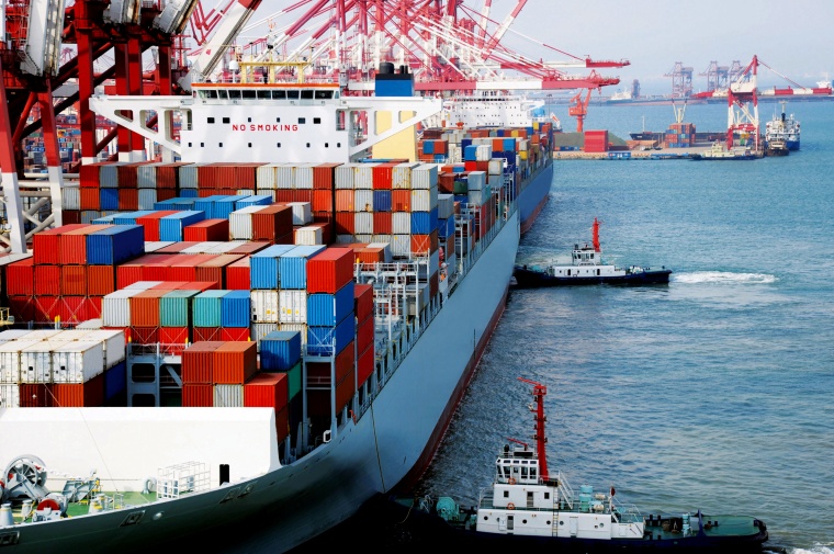 Chinese Duties Would Hit US Chemicals (c) tcly/Shutterstock