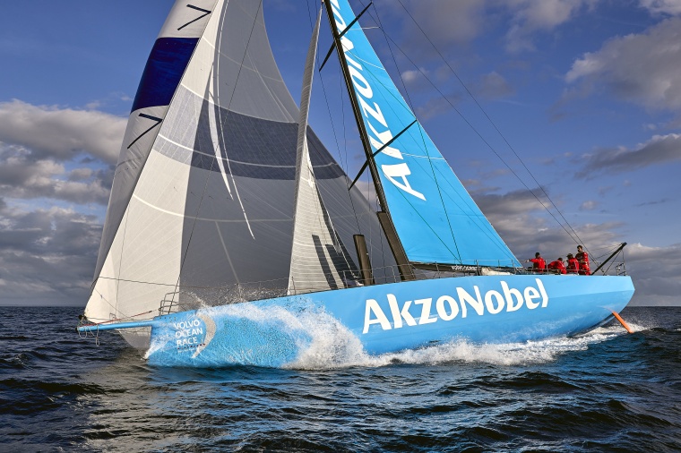 AkzoNobel Hands Back €5.5 Billion to Investors