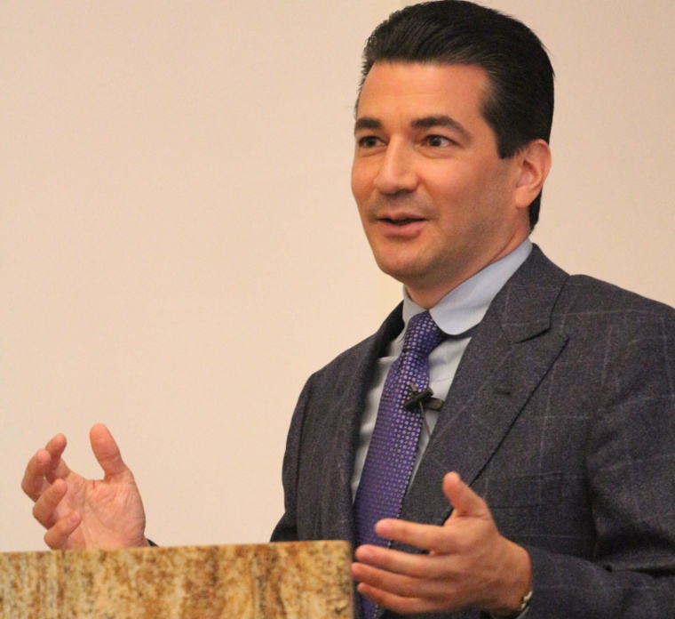 FDA Chief Scott Gottlieb Resigns (c) twitter.com/ScottGottliebMD