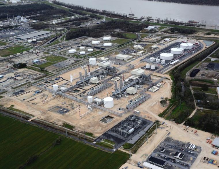 US contractor KBR has been granted approval by Methanex to begin work on the...
