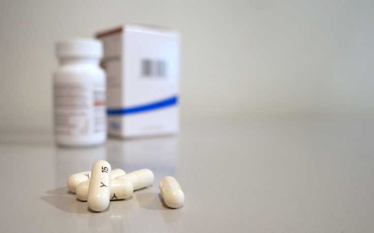 J&J Told to Pay $572 Million in Opioid Case