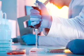 FDA Relaxes Rules for Virus Diagnostic Tests (c) Nicolas Loran/Getty Images