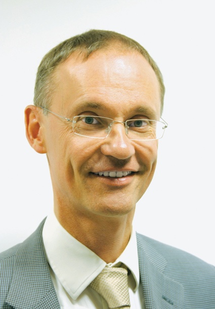 Dr. Gerhard Goldbeck-Wood, Accelrys