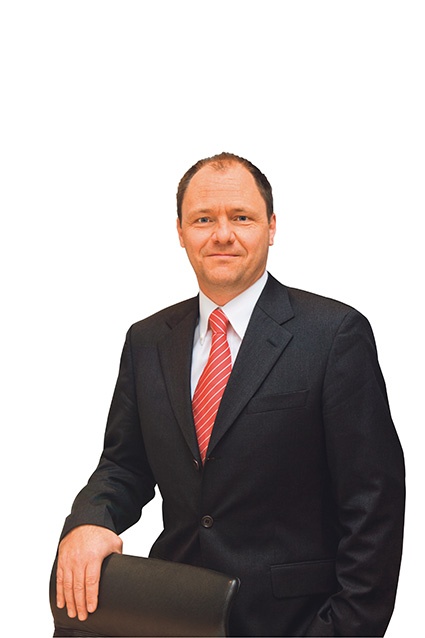 Dr. Lukas Utiger, President and CEO, DSM Pharmaceutical Products