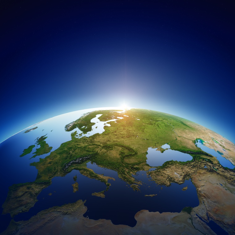 (c) Johan Swanepoel/Shutterstock