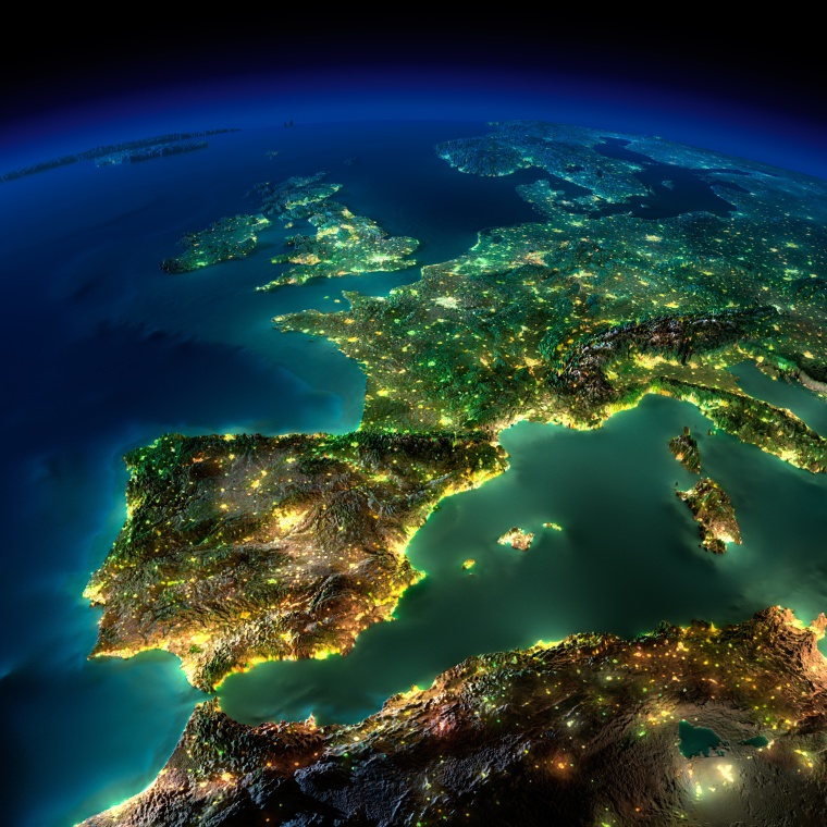 (c) Anton Balazh/Shutterstock