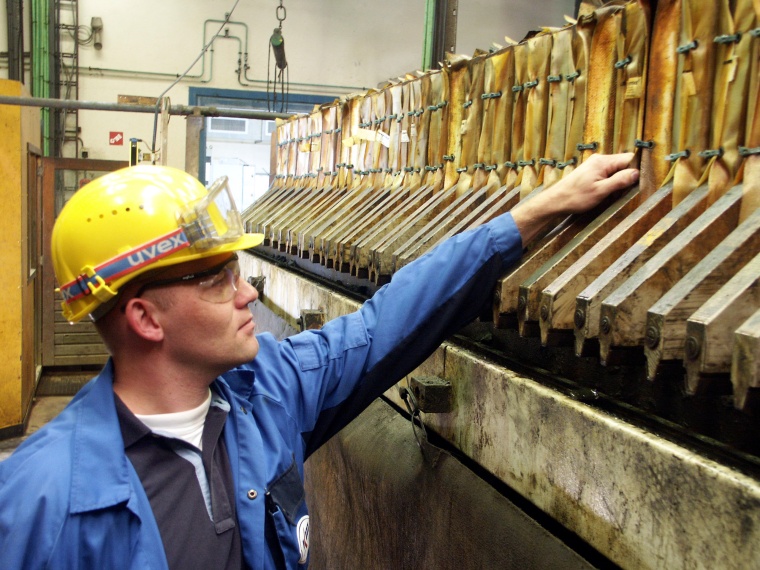 Tronox Boosts Feedstock Access with TTI Buy (c) Tronox