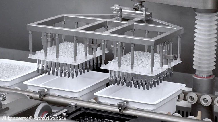 Sterile filling at the Aenova site in Latina. © Marchesini