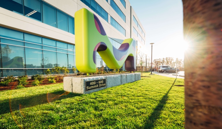 (c) Merck Group