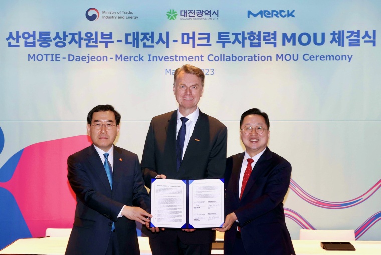 © Merck