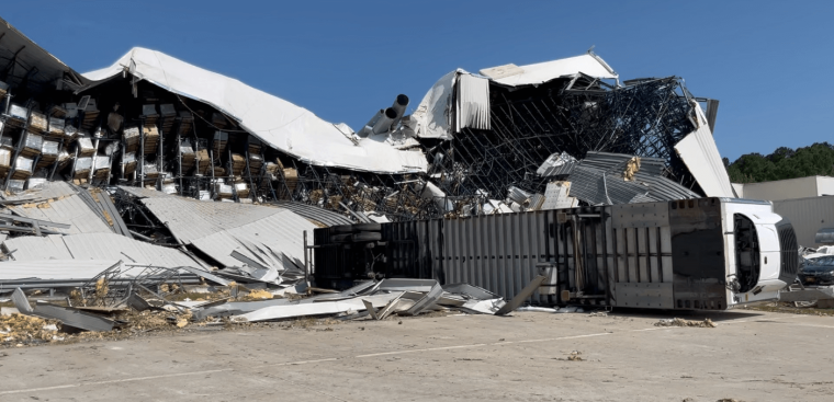 Pfizers Rocky Mountain Facility after the July 19 tornado. © Pfizer