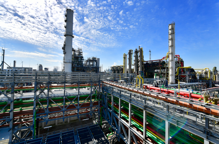 BASF is expanding the ethylene oxide and derivatives complex at its Verbund...
