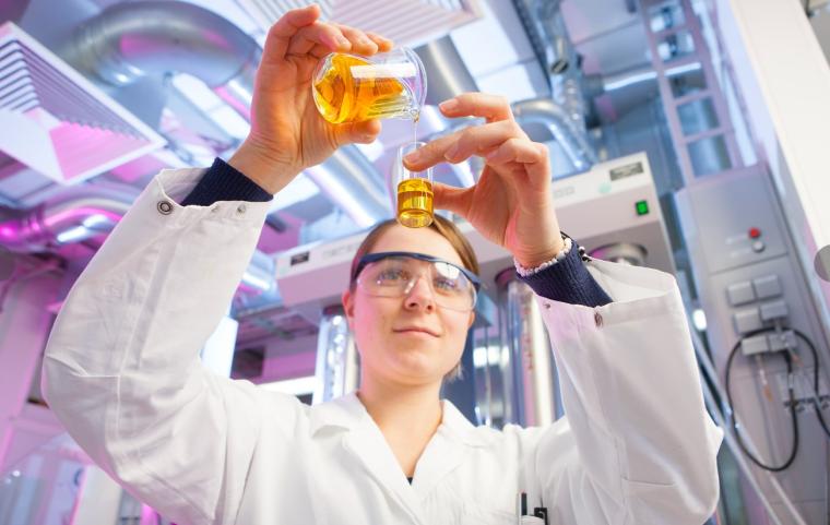 Evonik: neue strategische Aufstellung und ehrgeiziges Finanzziel