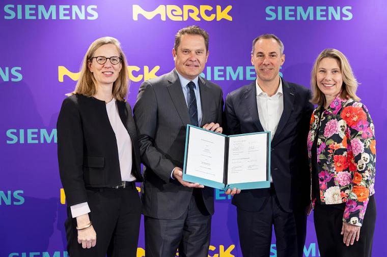 Merck und Siemens vertiefen Partnerschaft für KI-gestützte...