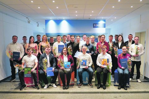 Der 2022er-Ausbildungsjahrgang startet im Industriepark Lausitz in seine berufliche Zukunft.