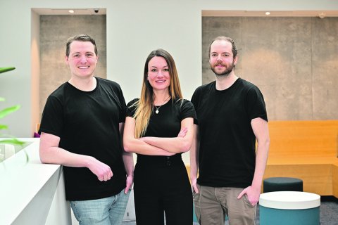 Jannik Bühring, Jana Weinand und Maximilian Schirp-Schoenen (v. l. n. r) gründeten das Unternehmen Leitspalt im März 2024.