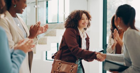 Weibliche und unternehmensübergreifende Netzwerke sind eine Bereicherung für Frauen und die Organisationen, in denen sie arbeiten.